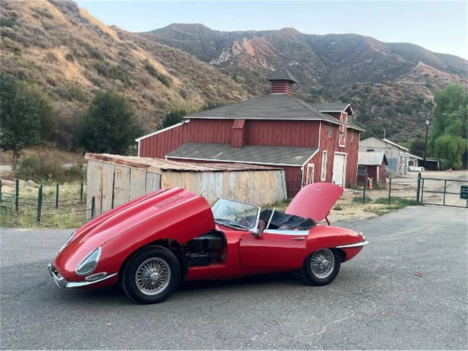 1964 Jaguar E-Type Series 1 - Image 4 of 8