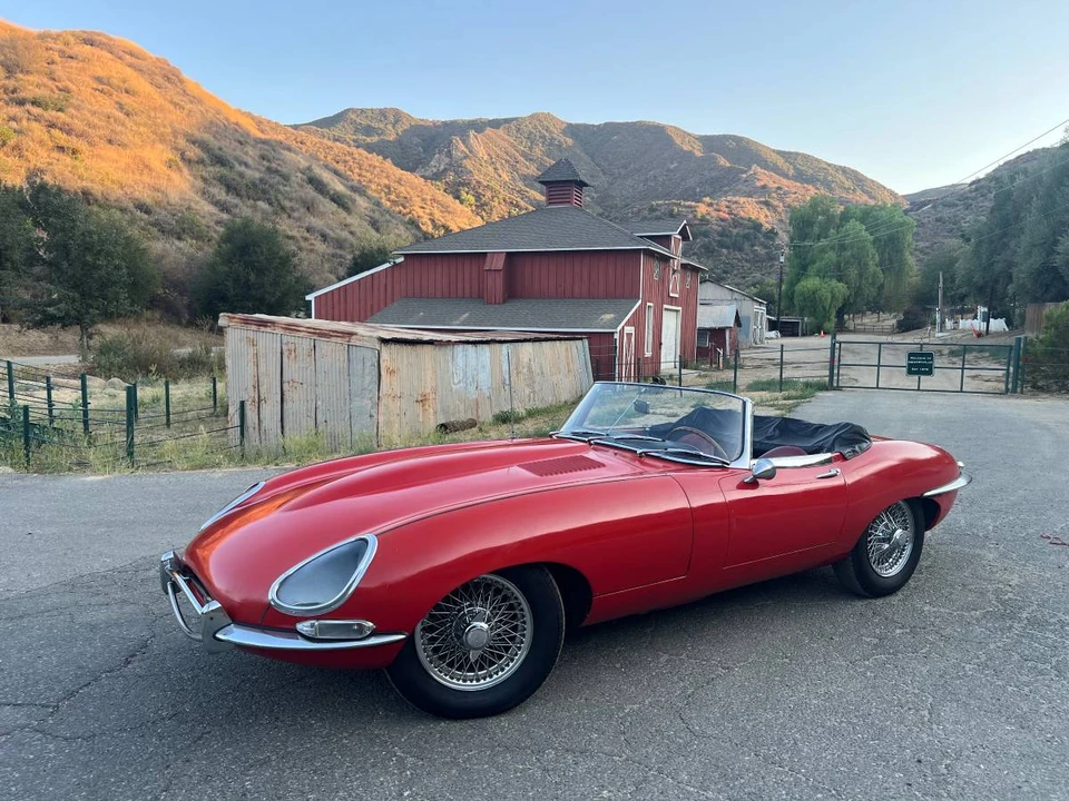1964 Jaguar E-Type Series 1 - Image 6 of 7