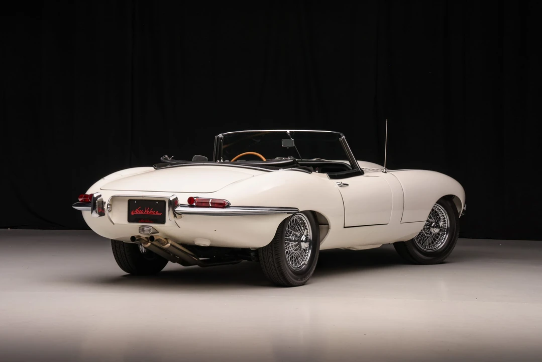 1964 Jaguar E-Type Series 1 - Image 16 of 31