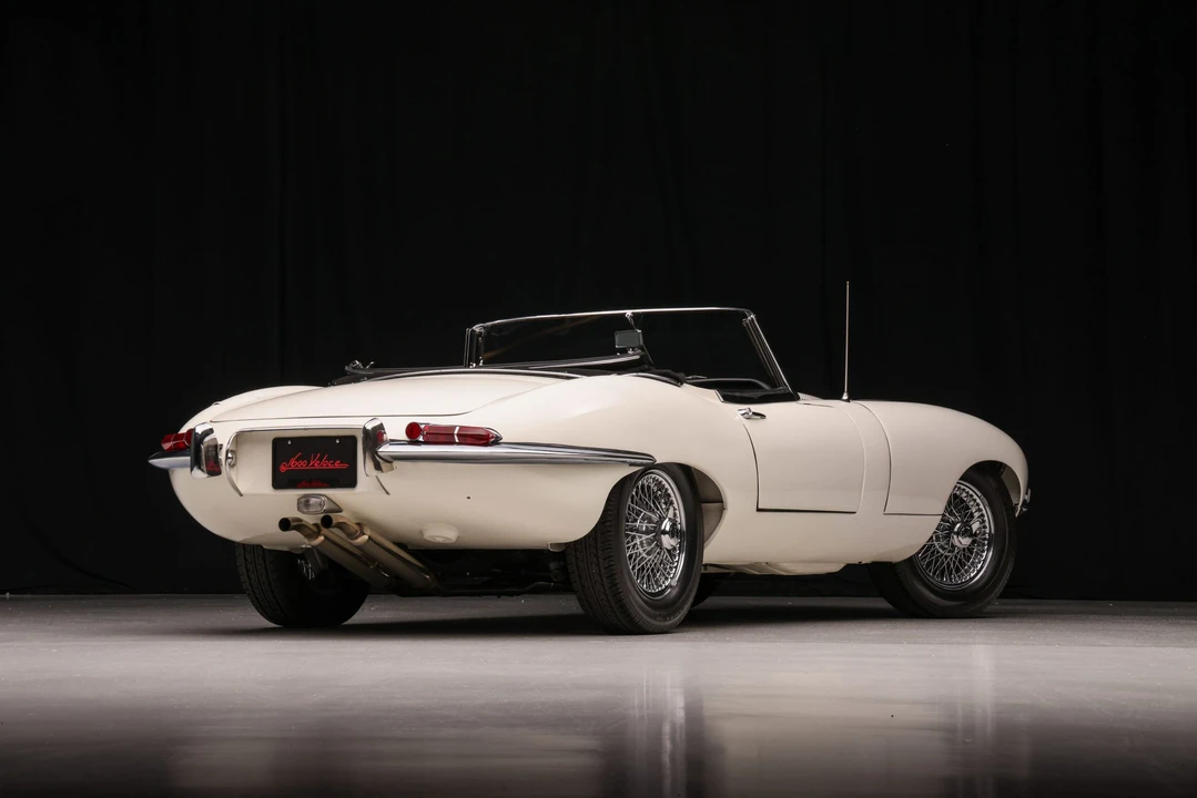 1964 Jaguar E-Type Series 1 - Image 17 of 31