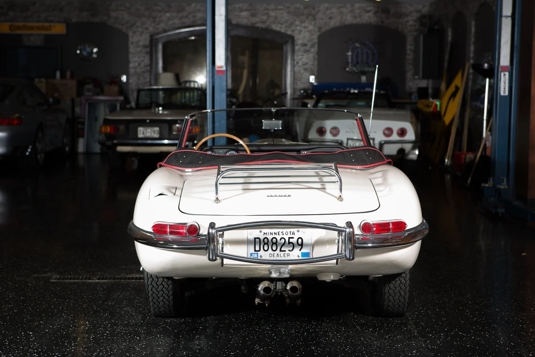 1964 Jaguar E-Type Series 1 - Image 6 of 25