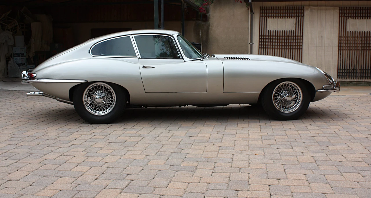 1964 Jaguar E-Type Series 1 - Image 31 of 31