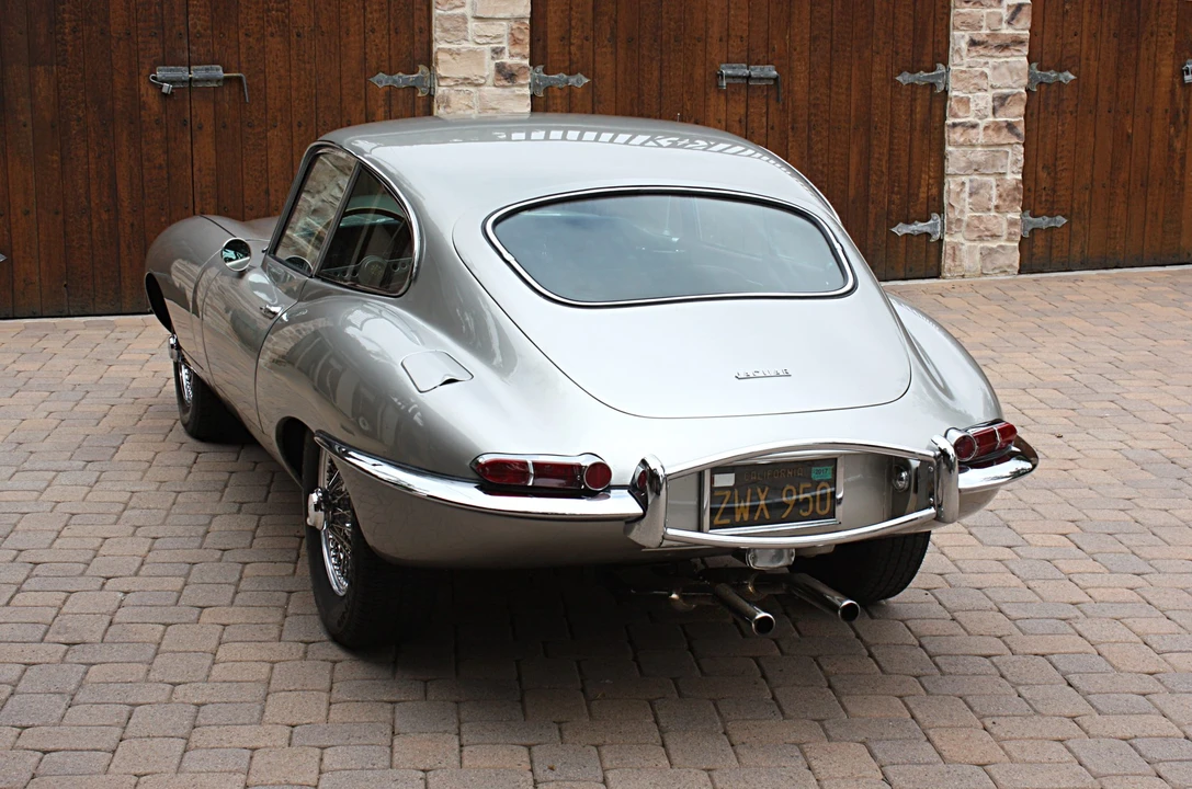 1964 Jaguar E-Type Series 1 - Image 27 of 31