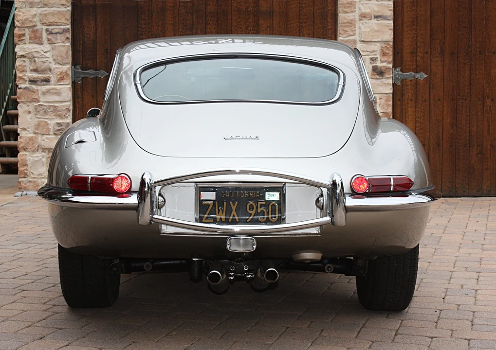 1964 Jaguar E-Type Series 1 - Image 28 of 31