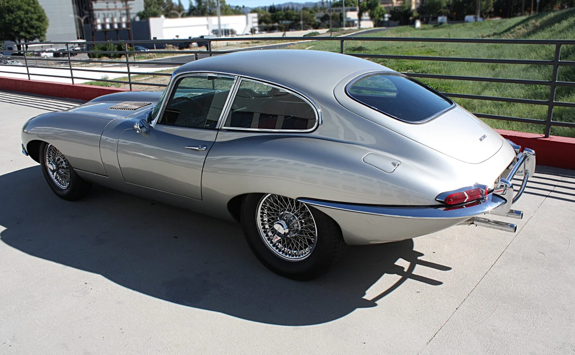 1964 Jaguar E-Type Series 1 - Image 13 of 31