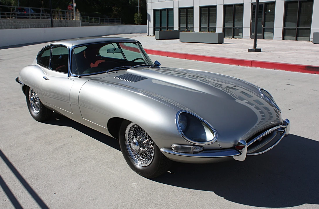 1964 Jaguar E-Type Series 1 - Image 2 of 31