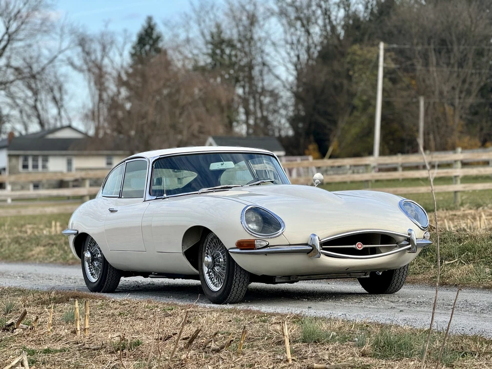 1964 Jaguar E-Type Series 1 - Image 22 of 31