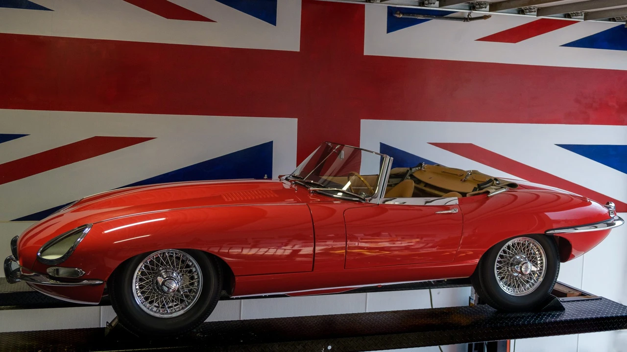 1964 Jaguar E-Type Series 1 - Image 19 of 31