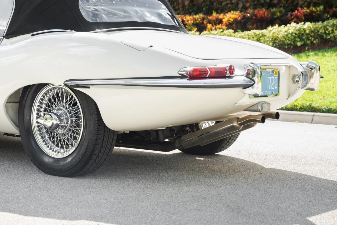 1964 Jaguar E-Type Series 1 - Image 26 of 31