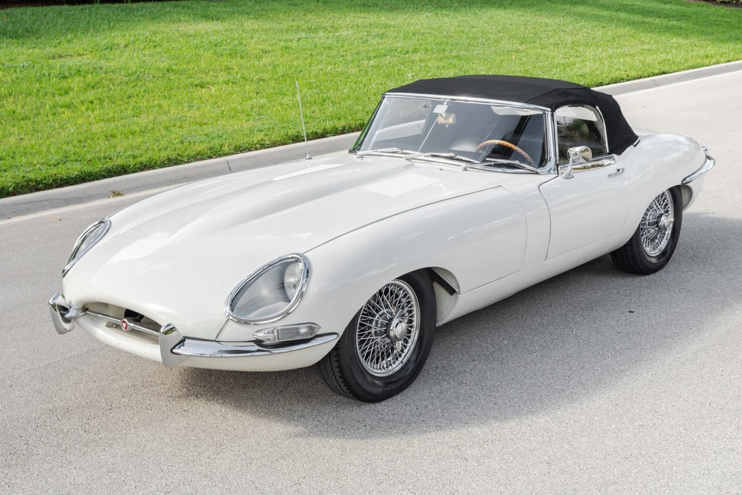 1964 Jaguar E-Type Series 1 - Image 2 of 31
