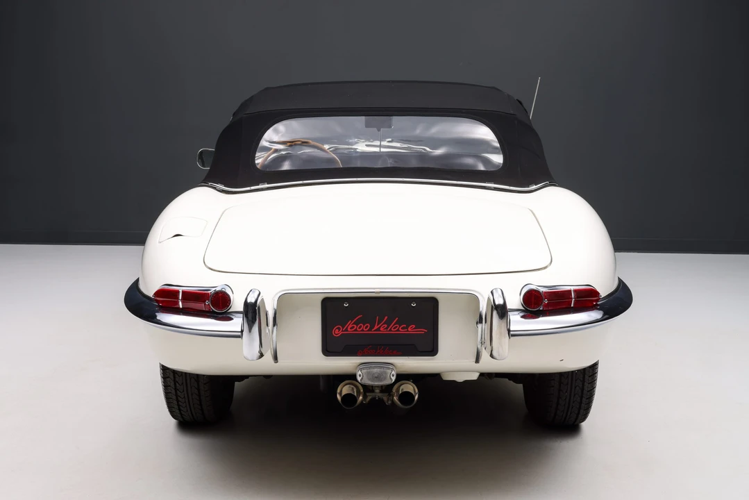1964 Jaguar E-Type Series 1 - Image 8 of 31