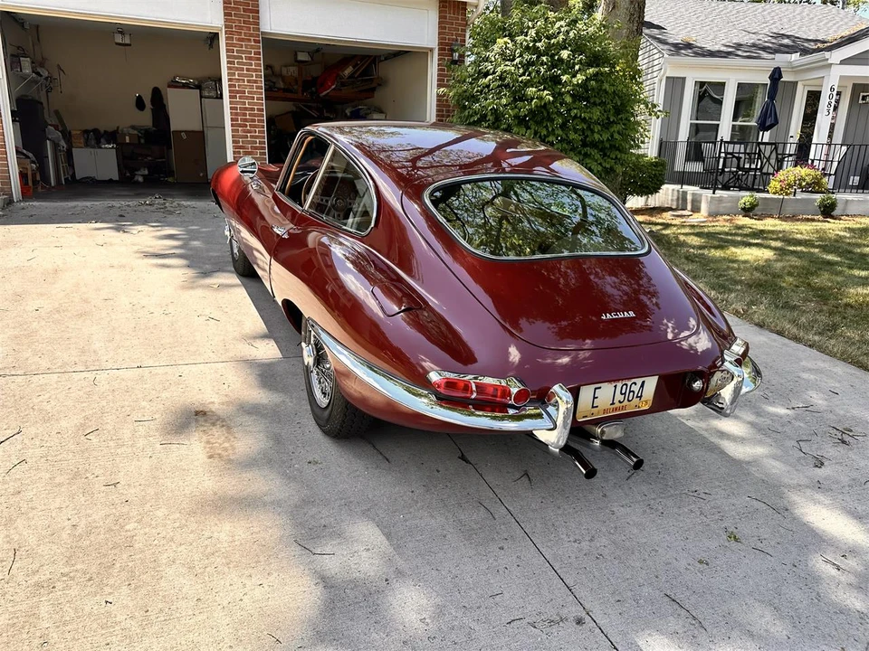 1964 Jaguar E-Type Series 1 - Image 8 of 24