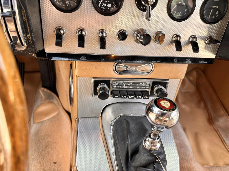 1964 Jaguar E-Type Series 1 - Image 17 of 24