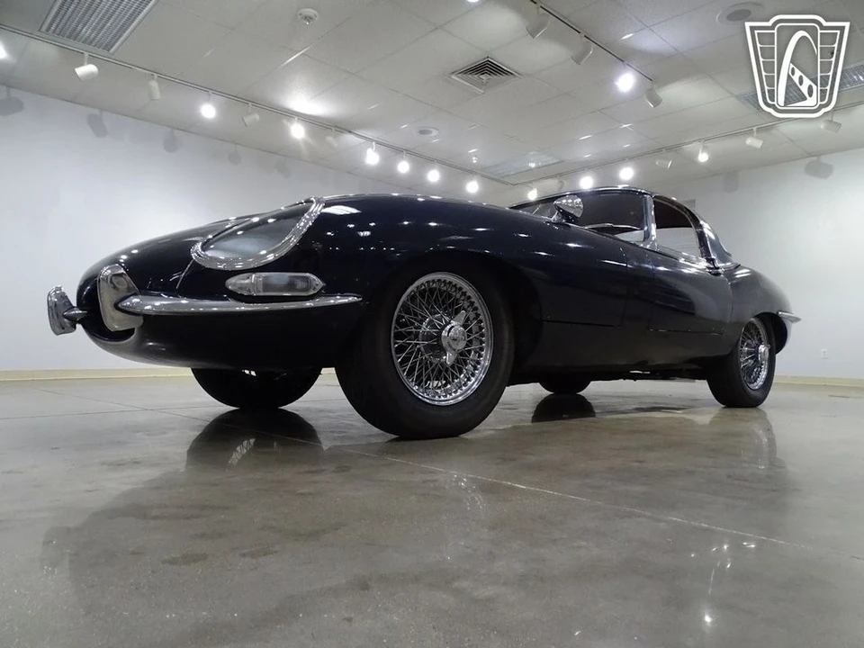 1964 Jaguar E-Type Series 1 - Image 6 of 12
