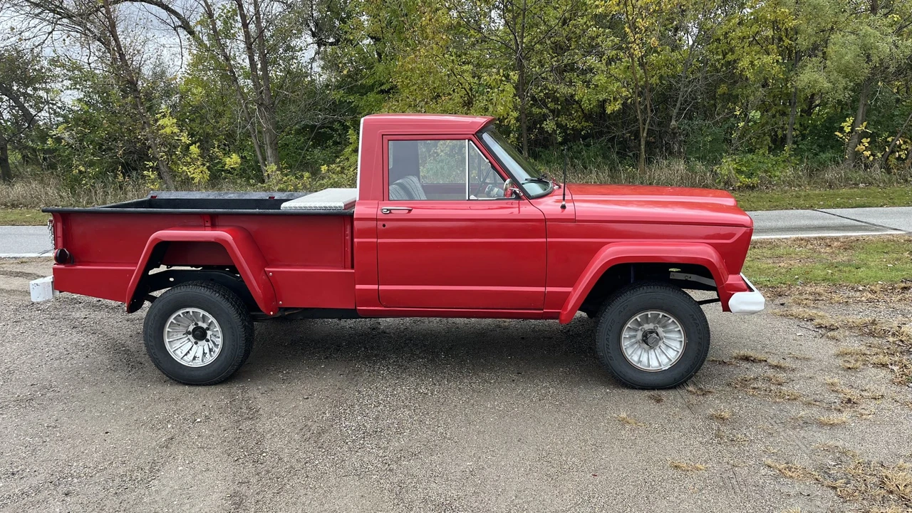 1964 Jeep SJ Gladiator - Image 9 of 31
