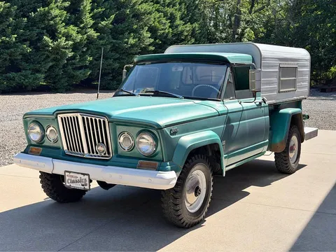 1964 Jeep Gladiator Willys J200 J-200 4x4