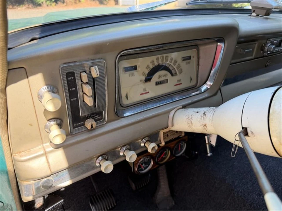 1964 Jeep SJ Gladiator - Image 25 of 31
