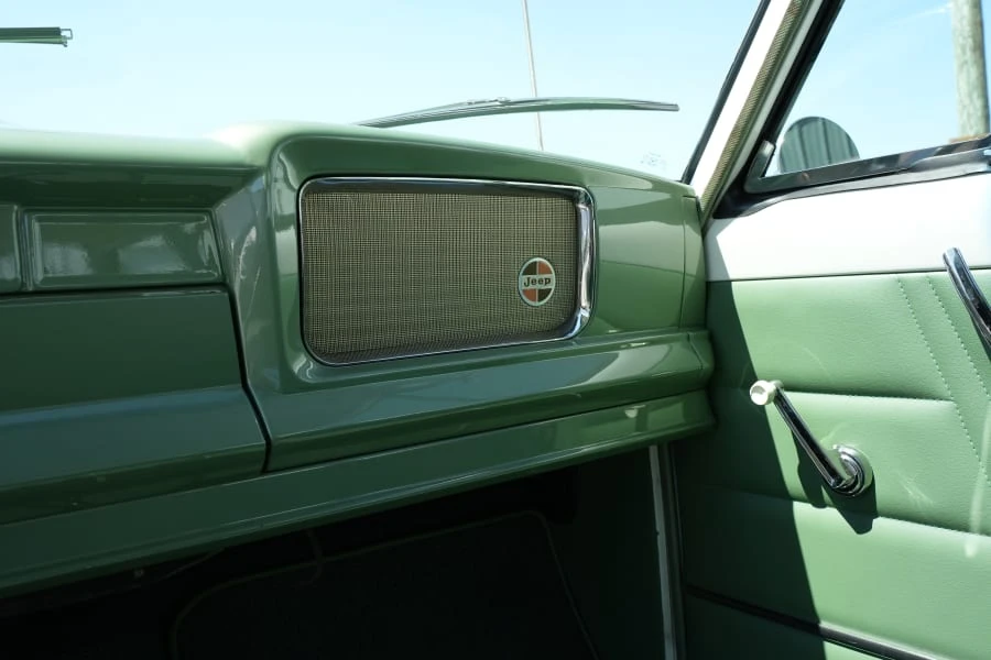 1964 Jeep SJ Wagoneer - Image 7 of 12