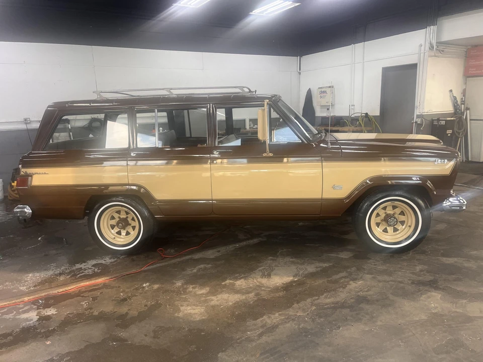 1964 Jeep SJ Wagoneer - Image 23 of 31