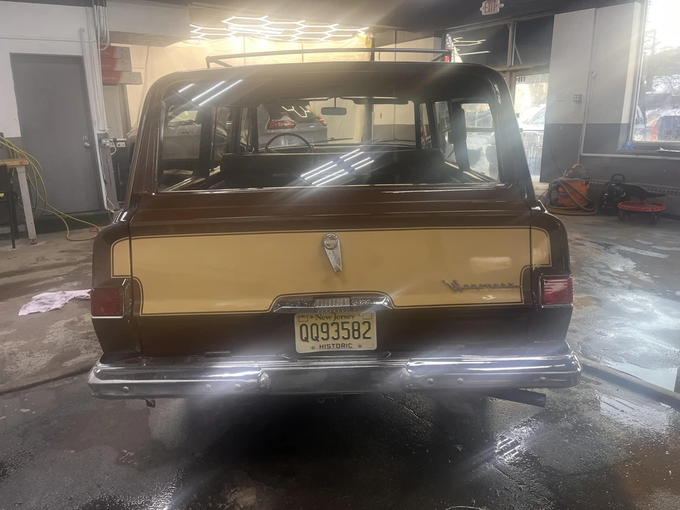 1964 Jeep SJ Wagoneer - Image 21 of 31