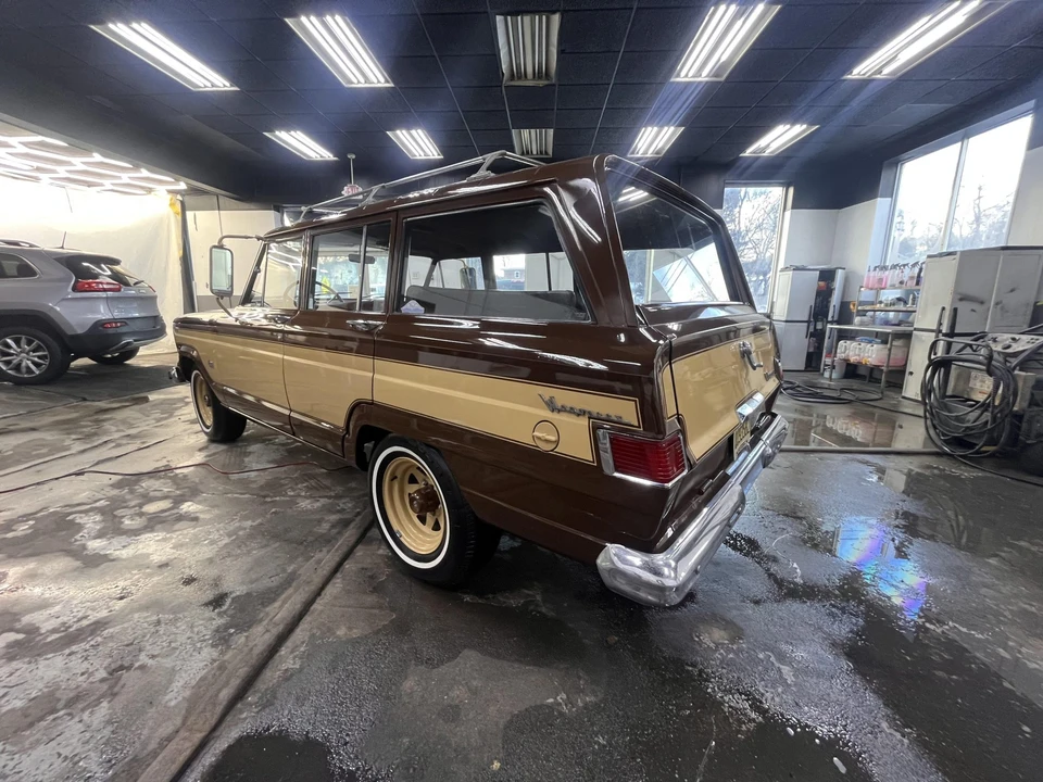 1964 Jeep SJ Wagoneer - Image 19 of 31