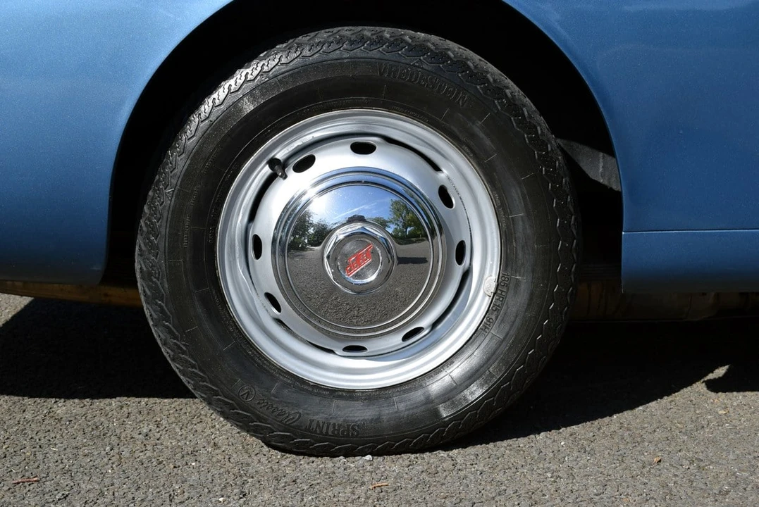 1964 Jensen - Image 16 of 30