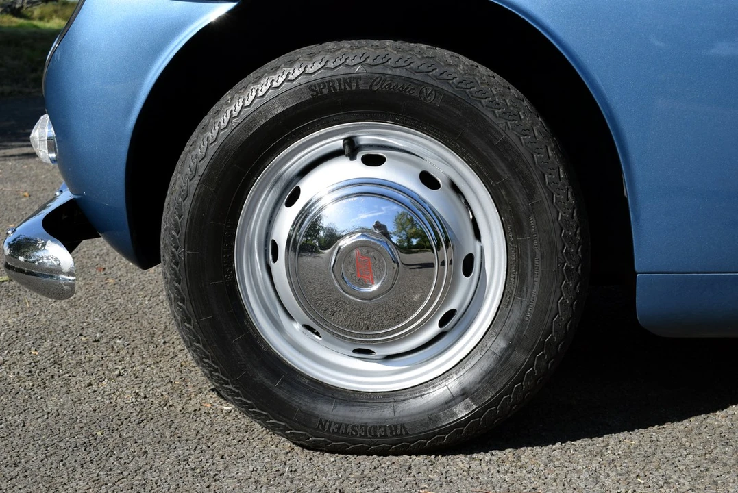 1964 Jensen - Image 18 of 30