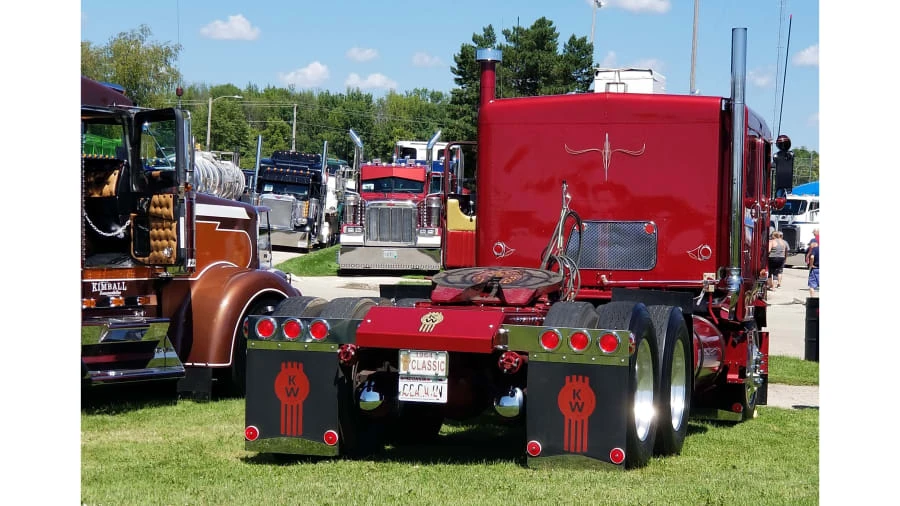 1964 Kenworth - Image 3 of 9