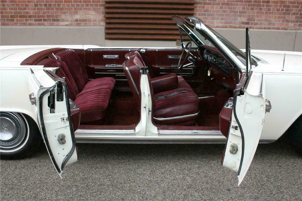 1964 Lincoln Continental 4th Gen - Image 4 of 5
