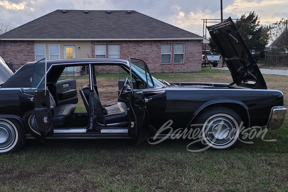 1964 Lincoln Continental 4th Gen - Image 17 of 30