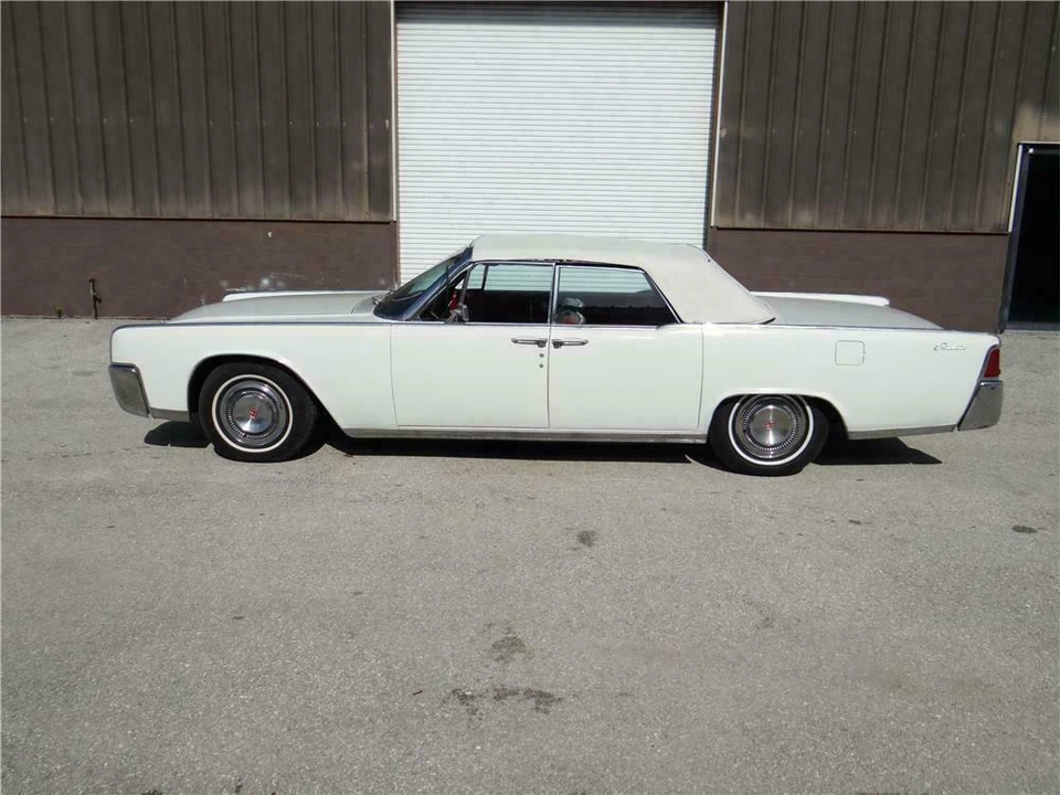 1964 Lincoln Continental 4th Gen - Image 4 of 4