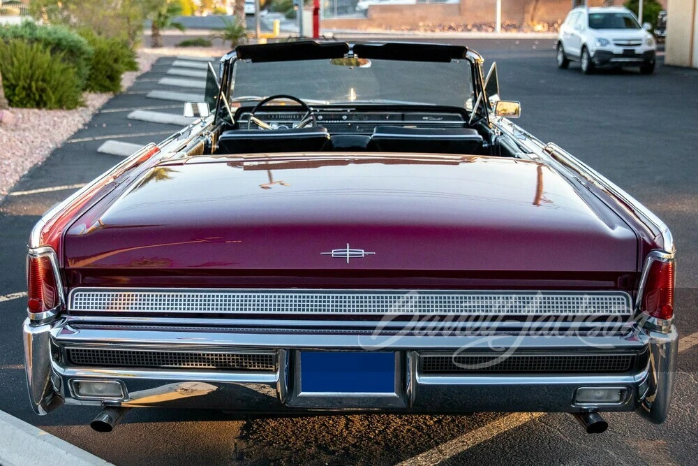 1964 Lincoln Continental 4th Gen - Image 7 of 9