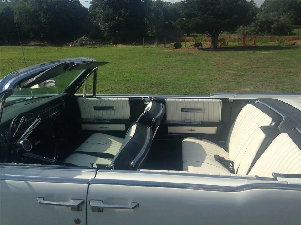 1964 Lincoln Continental 4th Gen - Image 4 of 5