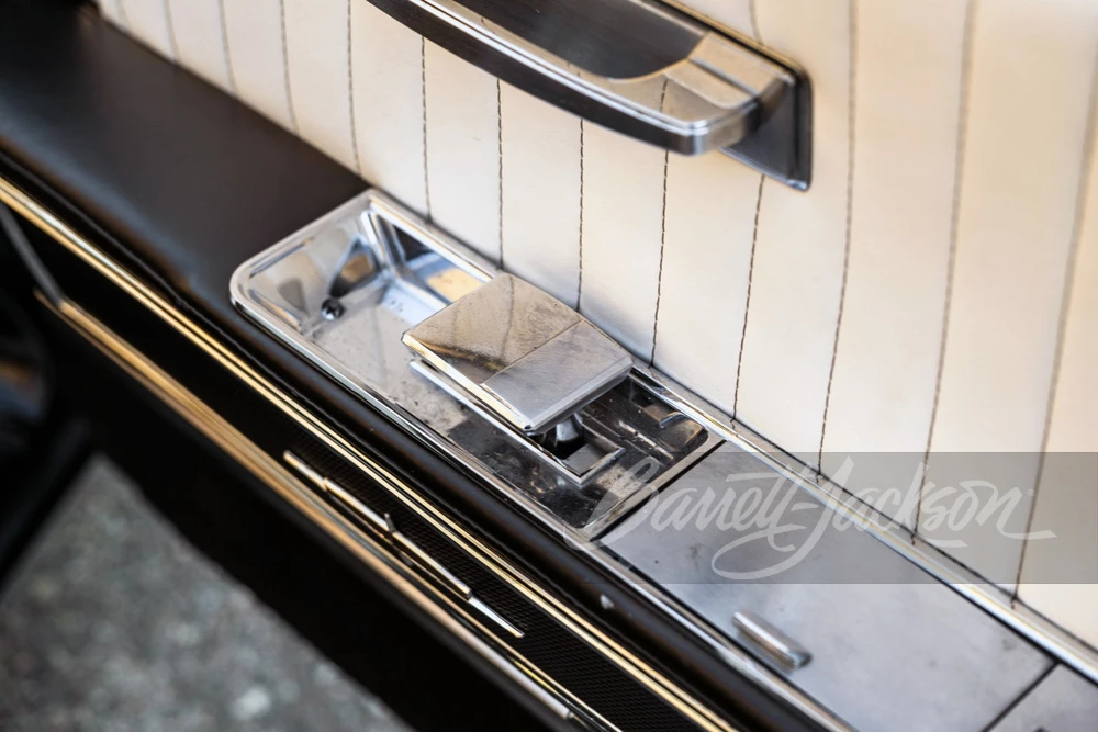 1964 Lincoln Continental 4th Gen - Image 20 of 31