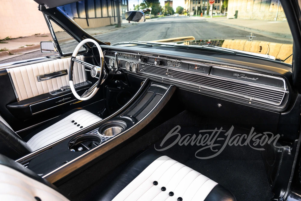 1964 Lincoln Continental 4th Gen - Image 29 of 31