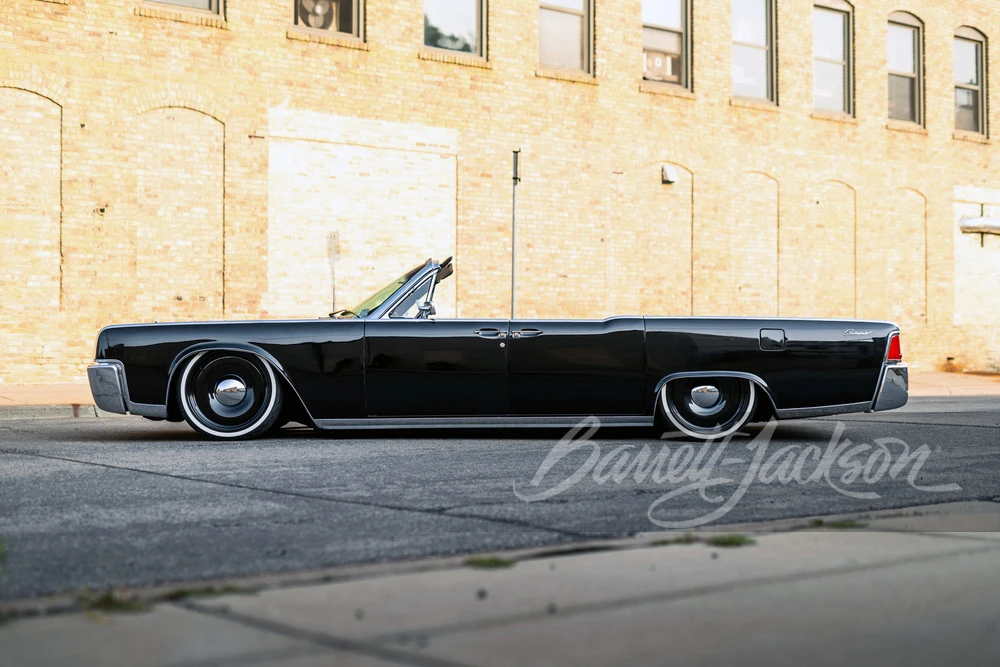 1964 Lincoln Continental 4th Gen - Image 30 of 31