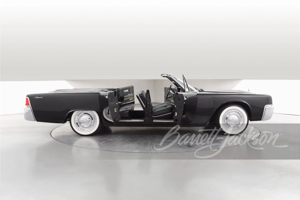 1964 Lincoln Continental 4th Gen - Image 22 of 31