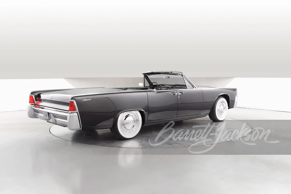1964 Lincoln Continental 4th Gen - Image 25 of 31