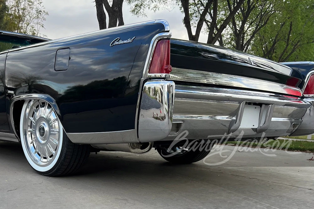 1964 Lincoln Continental 4th Gen - Image 19 of 26