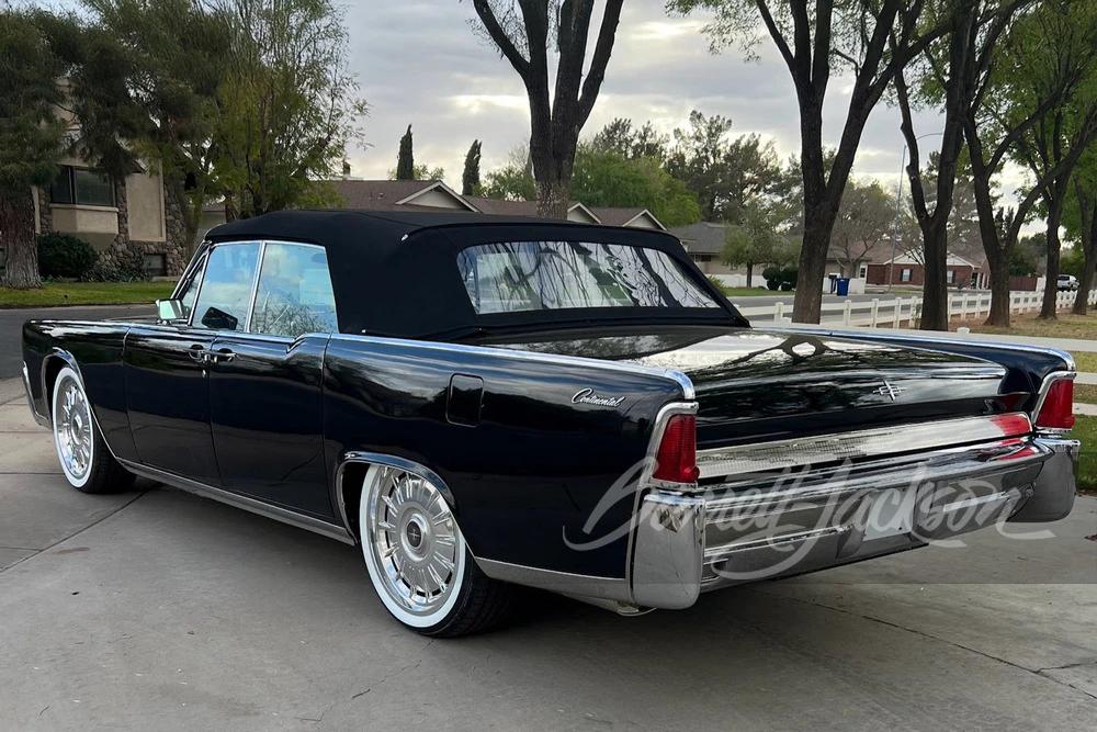 1964 Lincoln Continental 4th Gen - Image 17 of 26