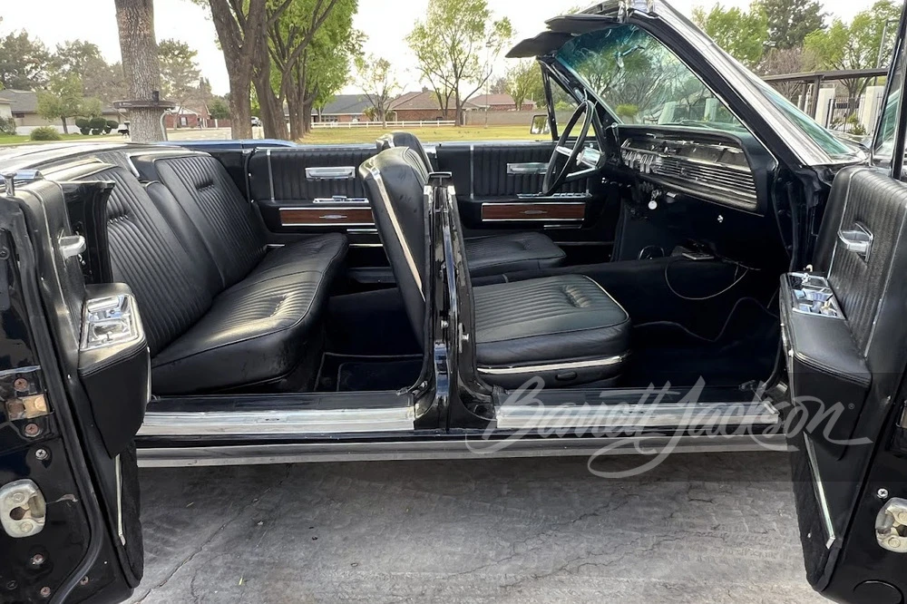 1964 Lincoln Continental 4th Gen - Image 12 of 26