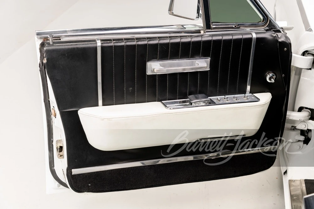 1964 Lincoln Continental 4th Gen - Image 6 of 31