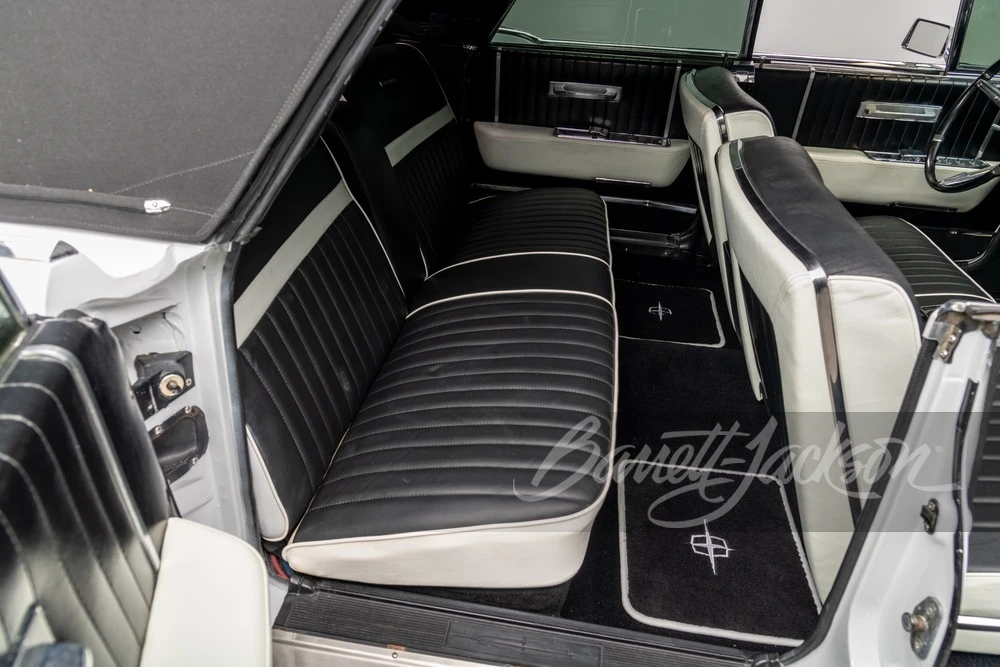 1964 Lincoln Continental 4th Gen - Image 12 of 31
