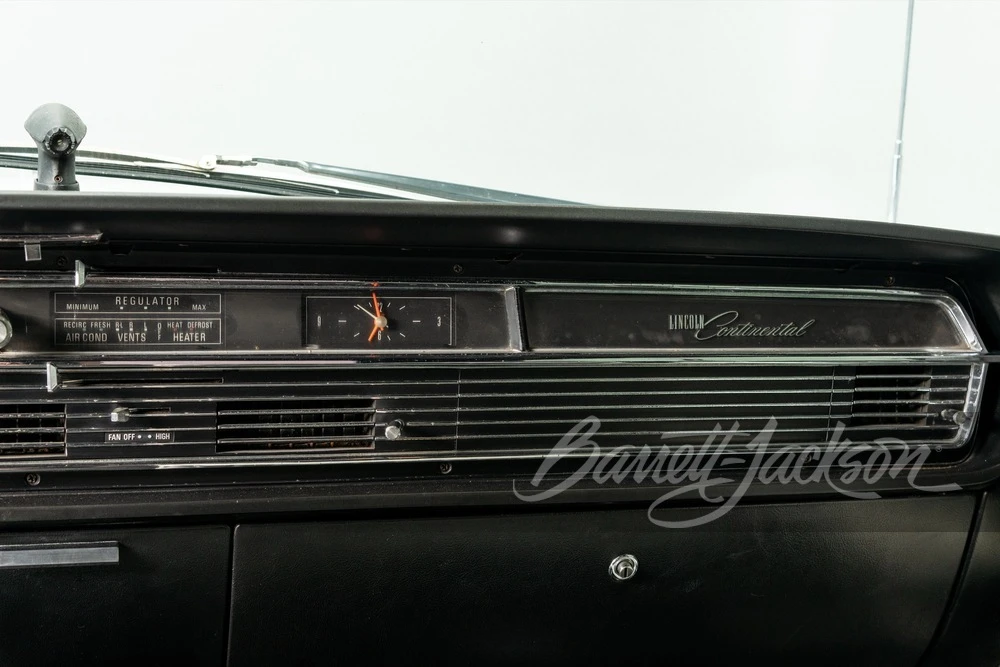 1964 Lincoln Continental 4th Gen - Image 14 of 31