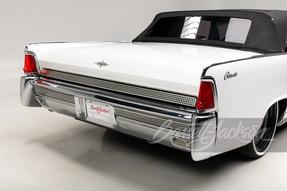 1964 Lincoln Continental 4th Gen - Image 17 of 31