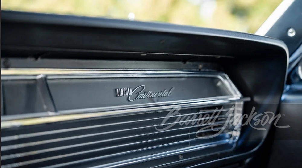 1964 Lincoln Continental 4th Gen - Image 14 of 31
