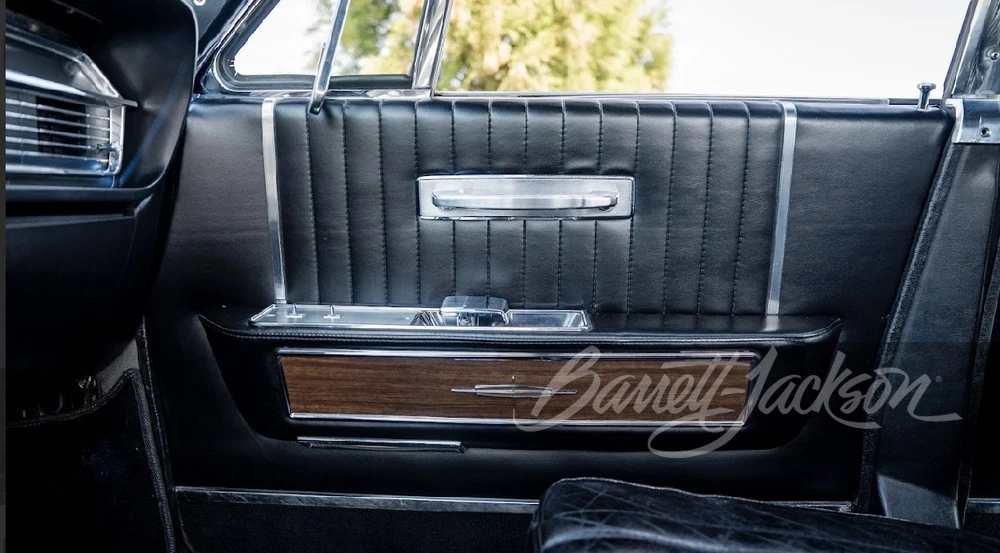 1964 Lincoln Continental 4th Gen - Image 25 of 31