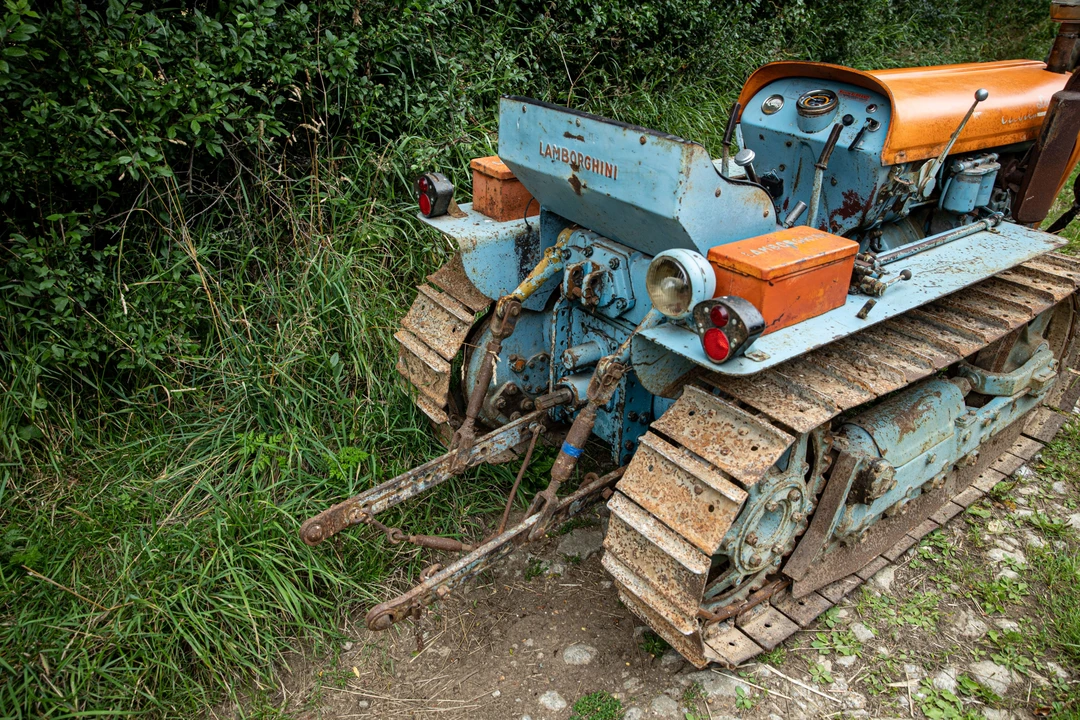 1964 Lamborghini Tractors - Image 11 of 21
