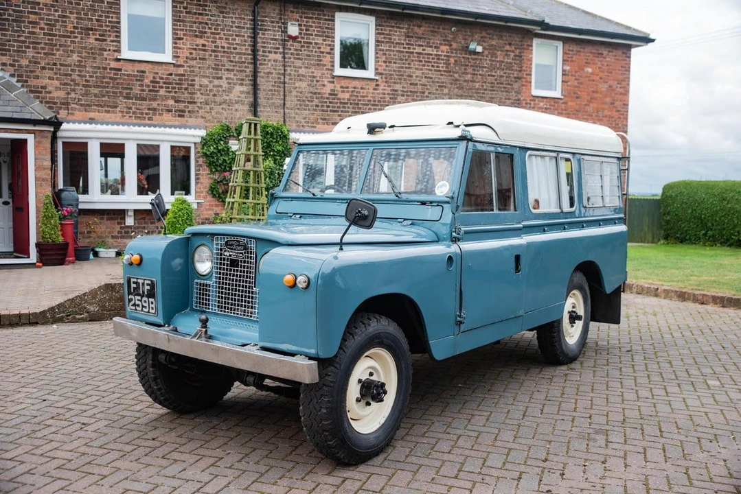 1964 Land Rover Series II/IIA 109 - Image 2 of 30