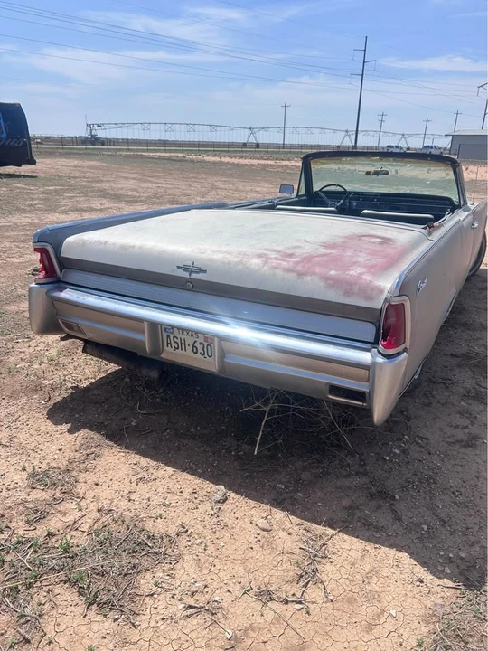 1964 Lincoln Continental 4th Gen - Image 9 of 10